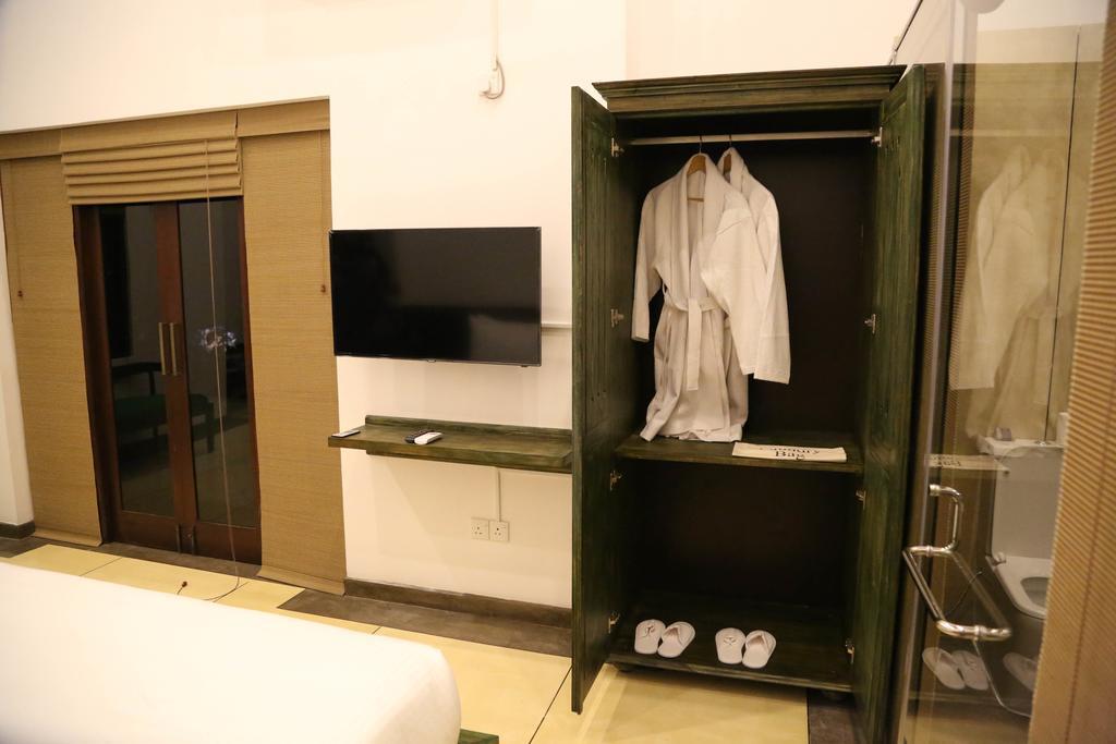 Tranquil Negombo Boutique Hotel ภายนอก รูปภาพ