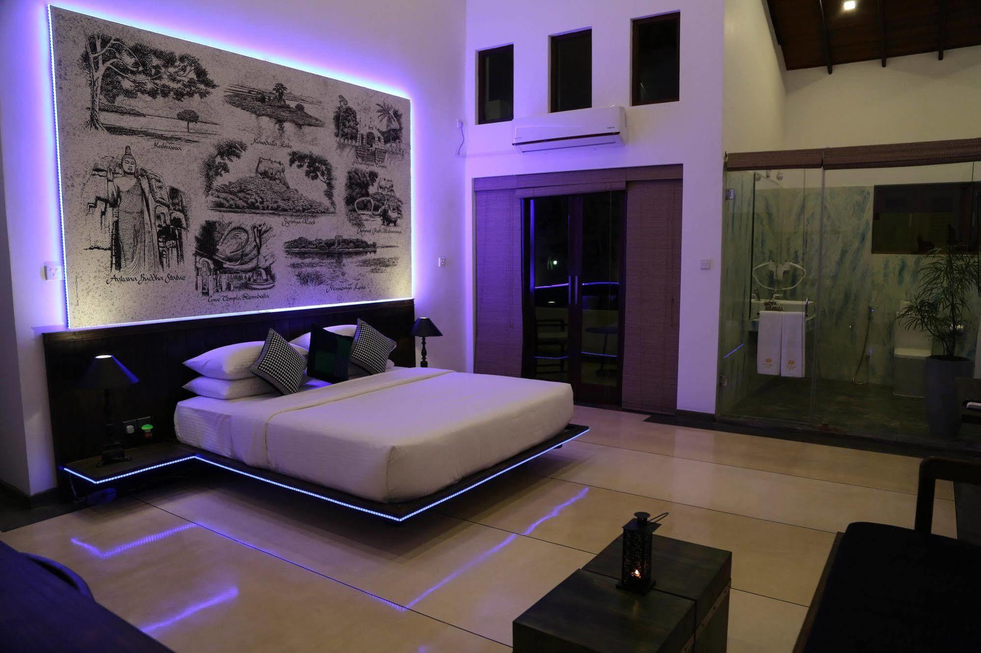 Tranquil Negombo Boutique Hotel ภายนอก รูปภาพ