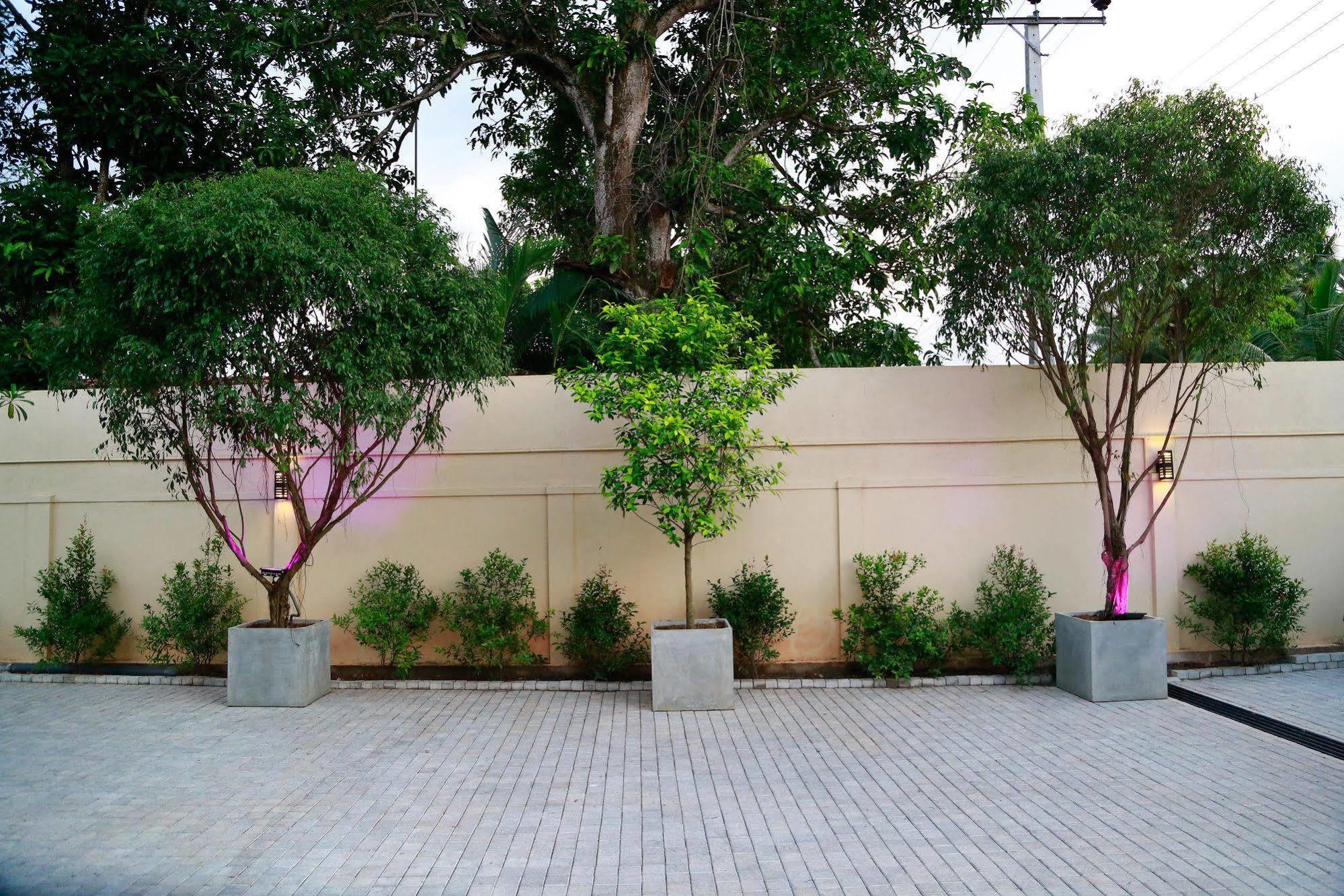 Tranquil Negombo Boutique Hotel ภายนอก รูปภาพ
