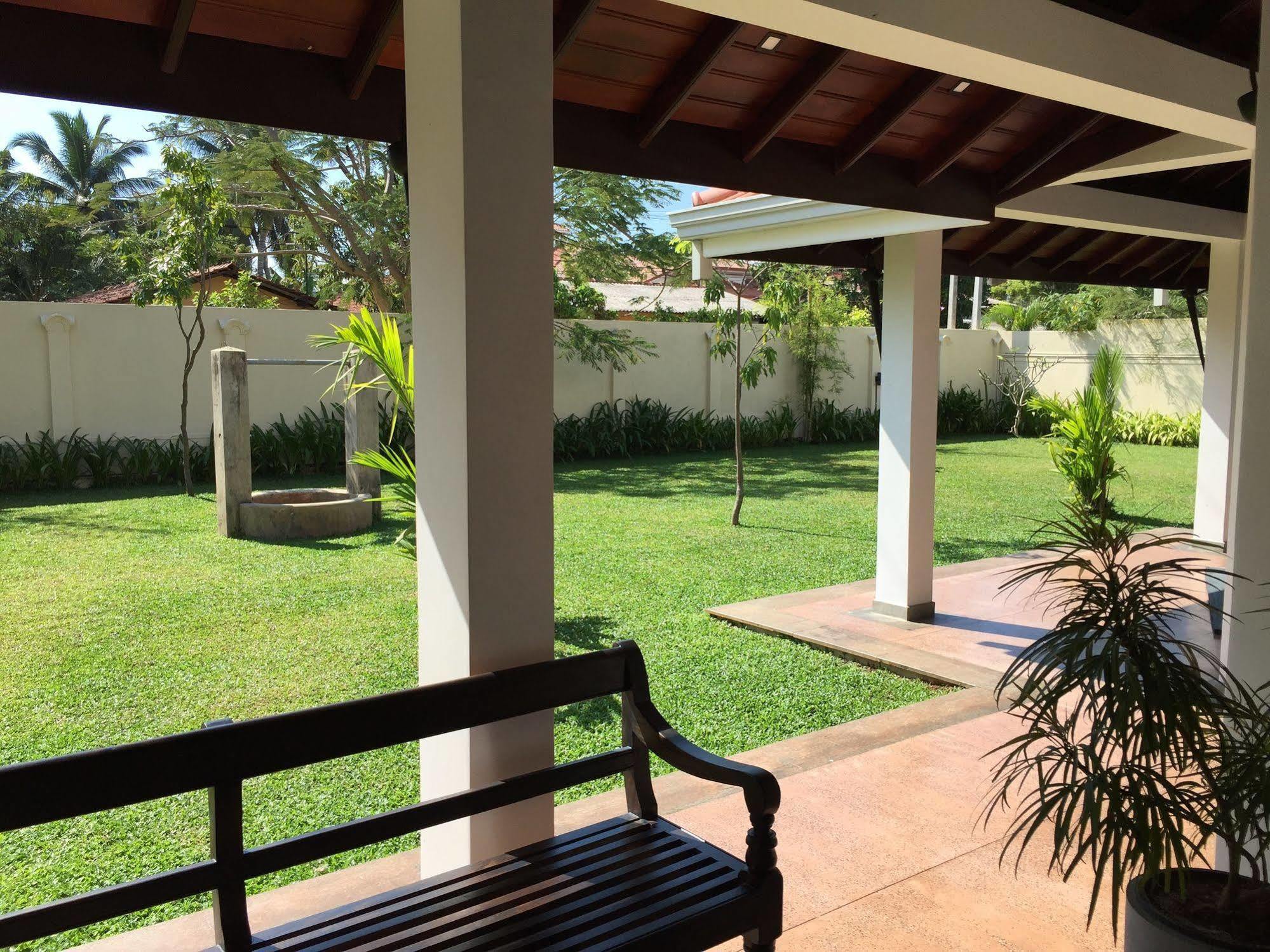 Tranquil Negombo Boutique Hotel ภายนอก รูปภาพ