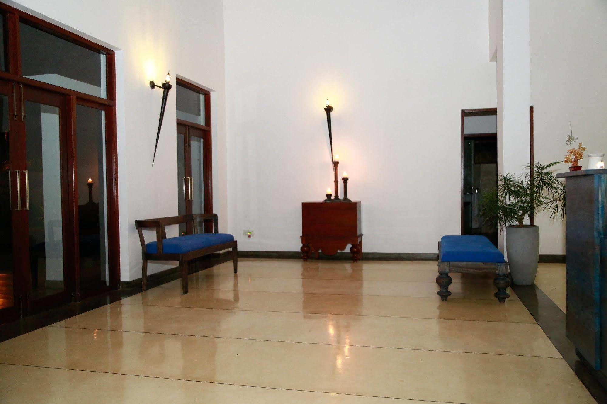 Tranquil Negombo Boutique Hotel ภายนอก รูปภาพ