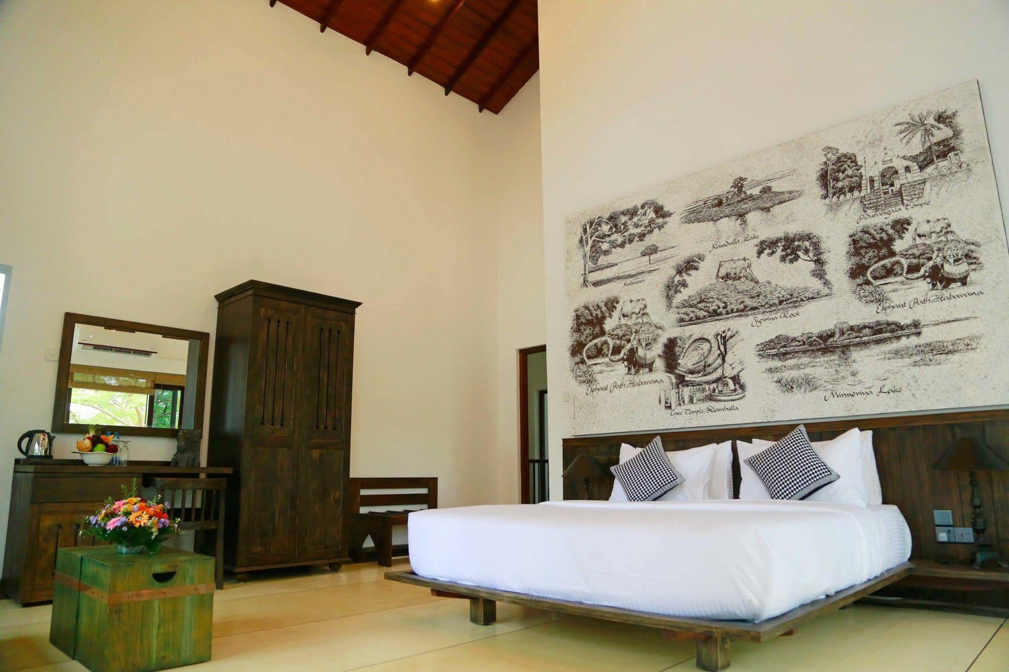 Tranquil Negombo Boutique Hotel ภายนอก รูปภาพ